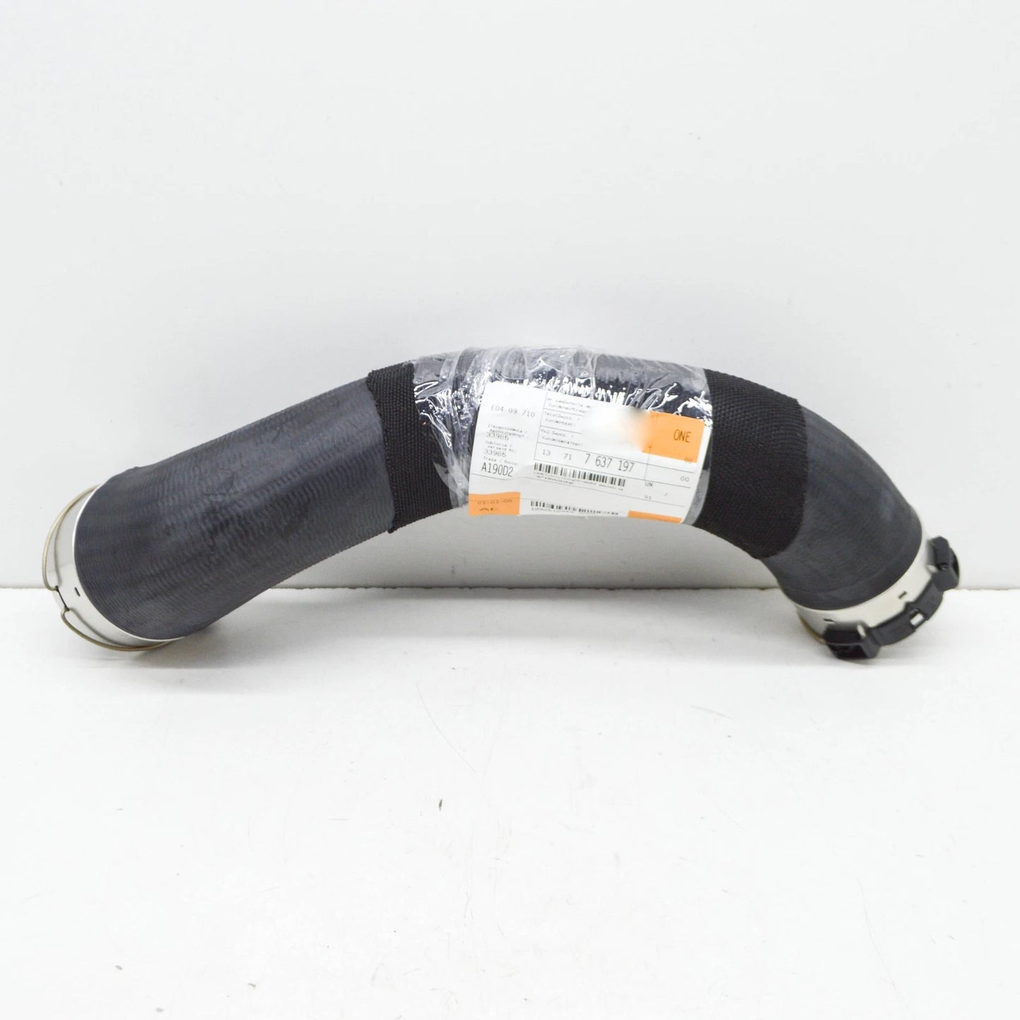 NEW BMW 2 F45 225 PETROL XDRIVE CHARGE AIR LINE PIPE 13717637197 2016 ORIGINAL