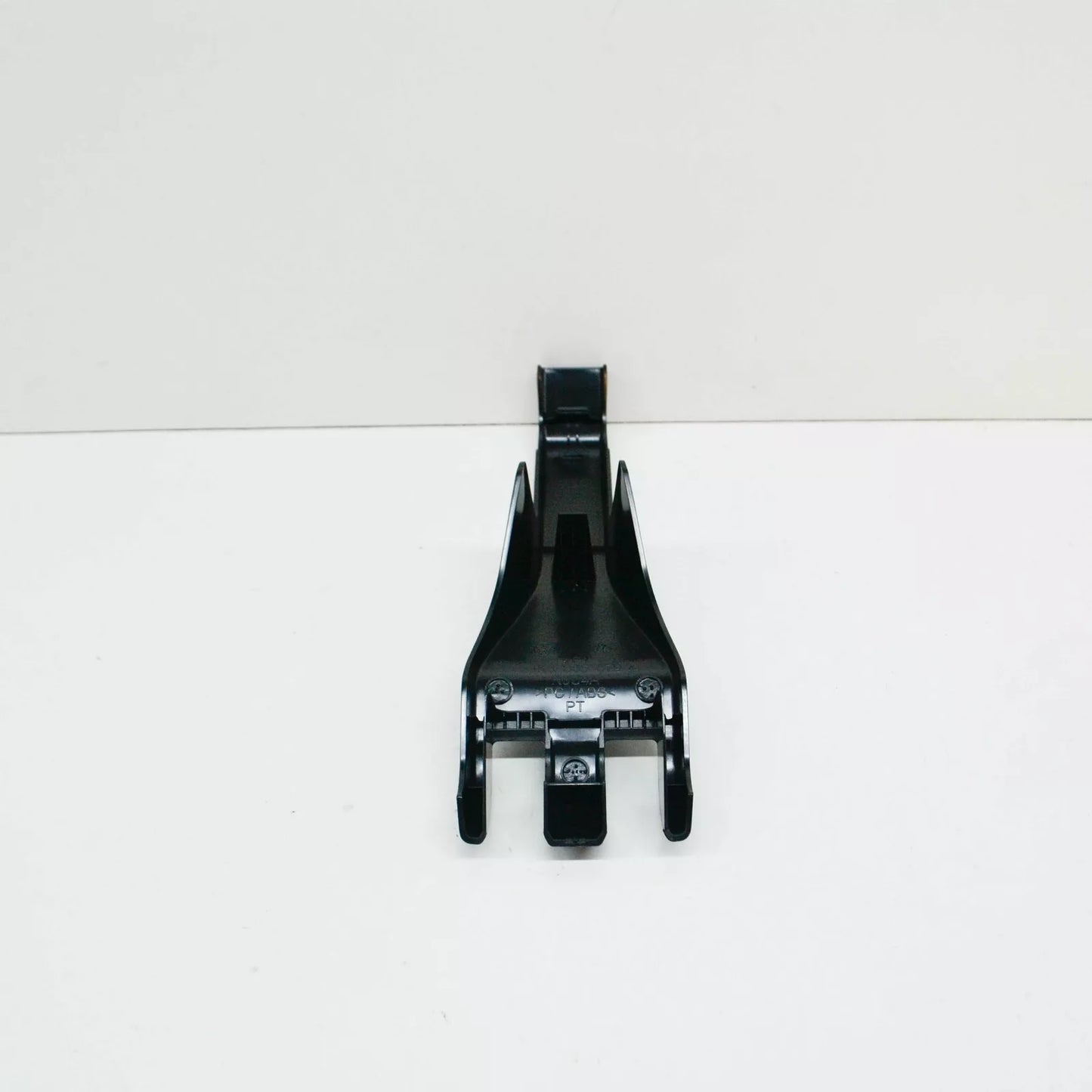 NEW VOLKSWAGEN BEETLE A5 REAR CENTER SEAT COVER TRIM 1K8885879A82V