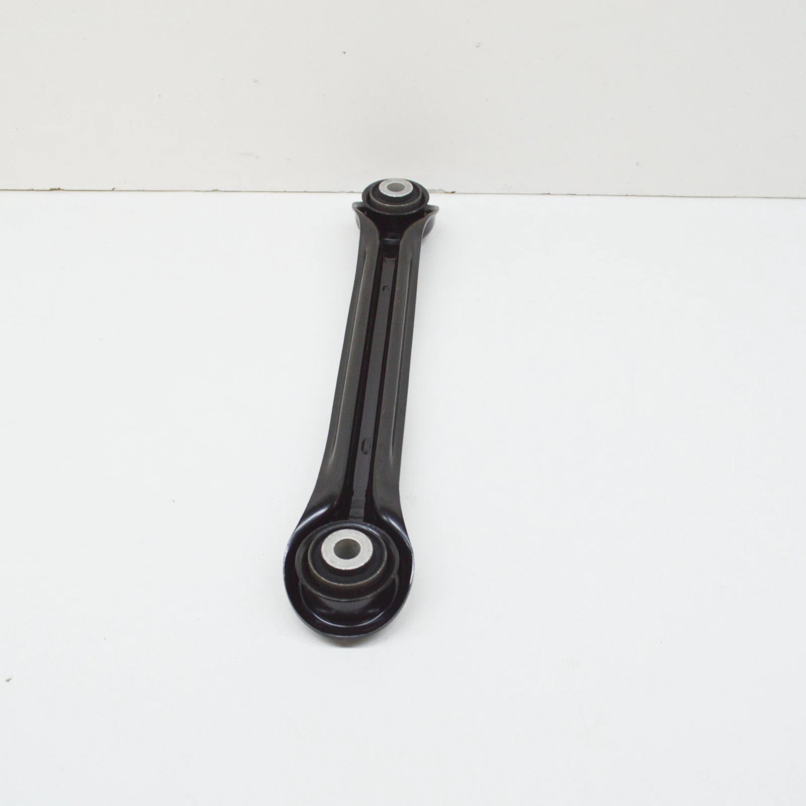 NEW MERCEDES-BENZ C-CLASS W203 REAR SIDE CONTROL ARM A2103503806 ORIGINAL