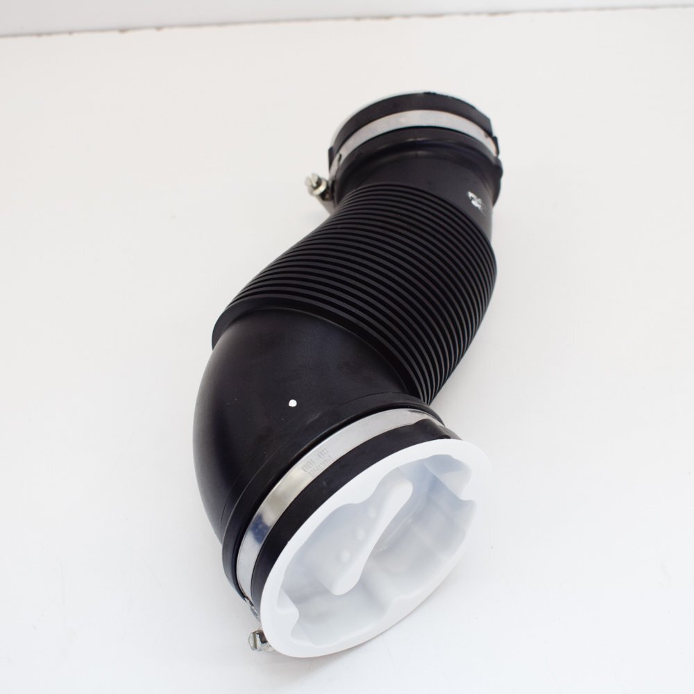 NEW AUDI Q5 8R AIR INTAKE TUBE 06M129629A 3.0 PETROL ORIGINAL
