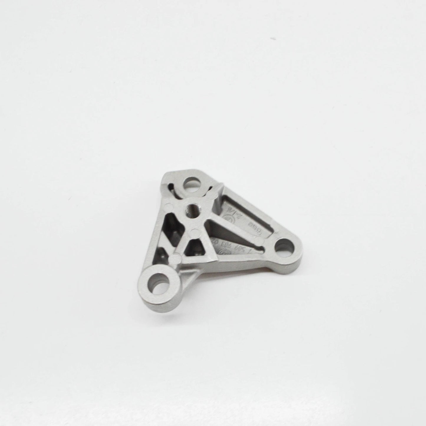 NEW BMW X5 F15 ENGINE DRIVE BELT PULLEY BRACKET 11287589983 7589983 ORIGINAL