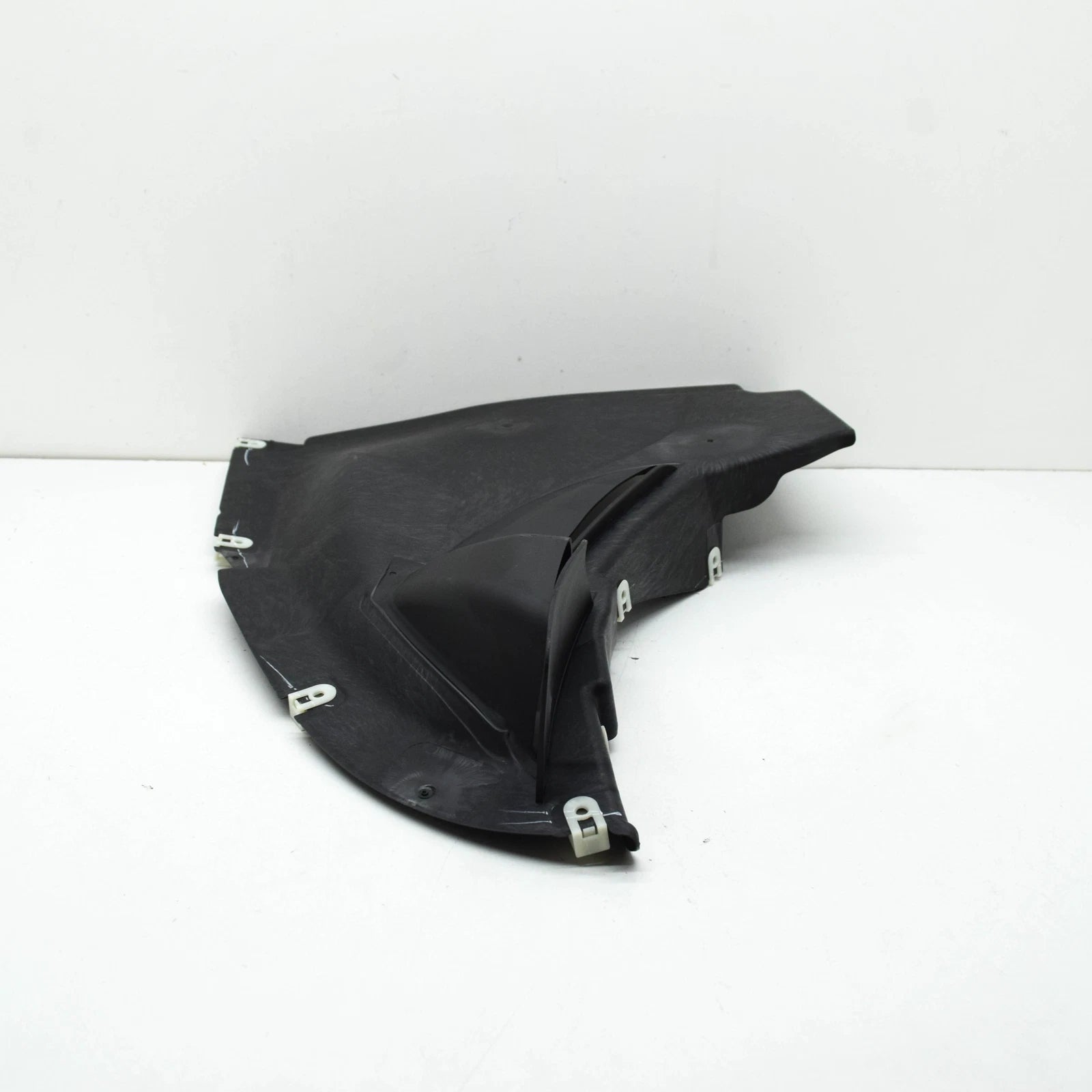 NEW BMW X3 G01 FRONT WHEEL ARCH LOWER BOTTOM RIGHT TRIM 51717445680 ORIGINAL