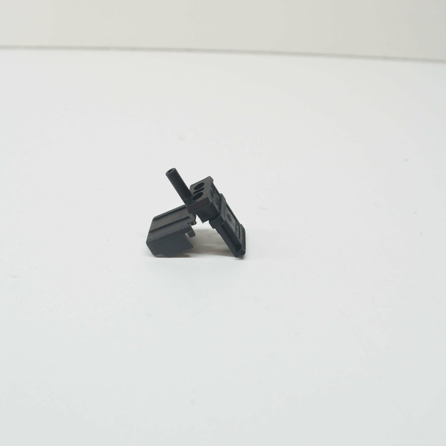 NEW MERCEDES-BENZ SL R129 HEATED REAR WINDOW PANE PLUG A0125450528 ORIGINAL