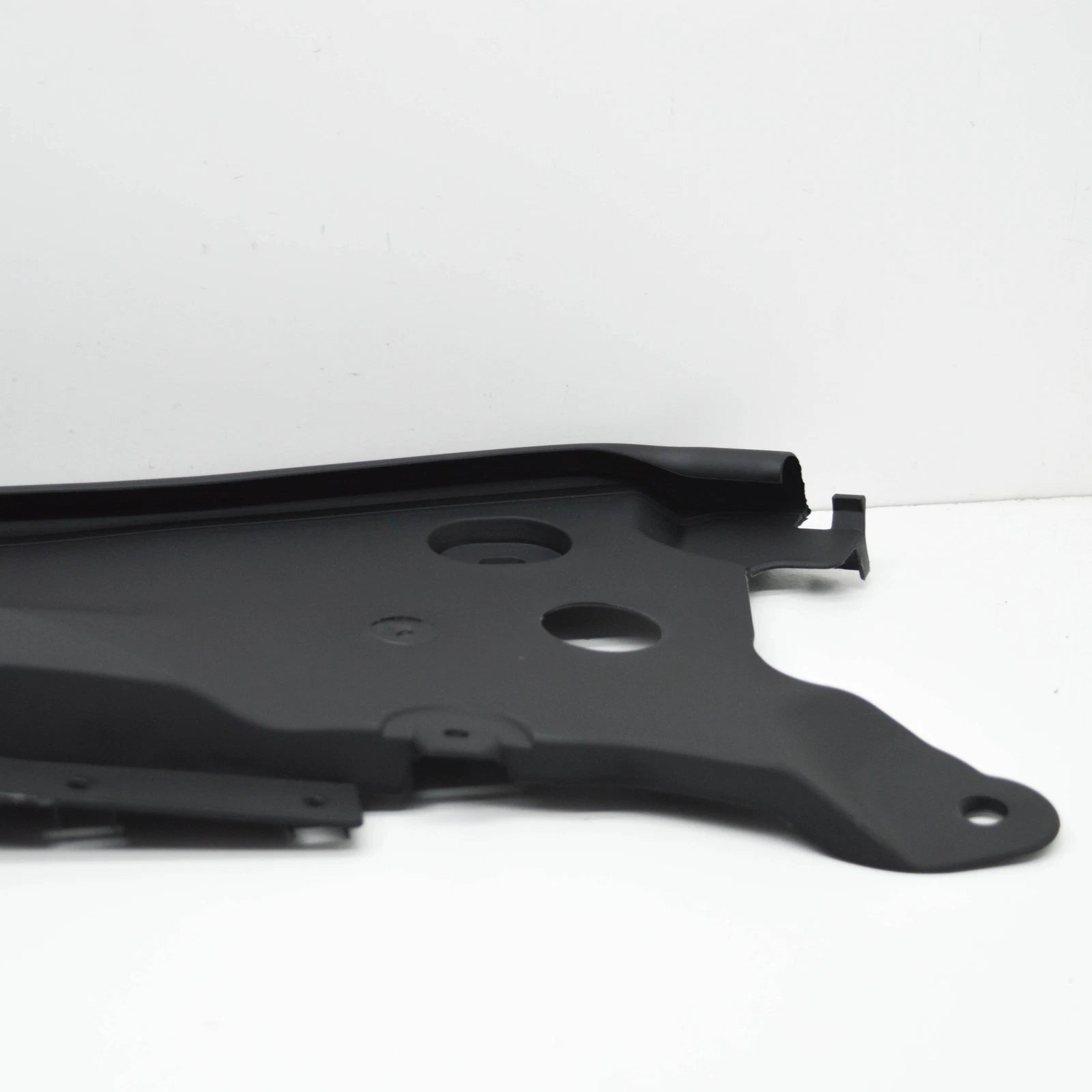 NEW BMW 7 G11 FRONT BONNET HOOD LEFT SIDE SEALING 51767475289 ORIGINAL