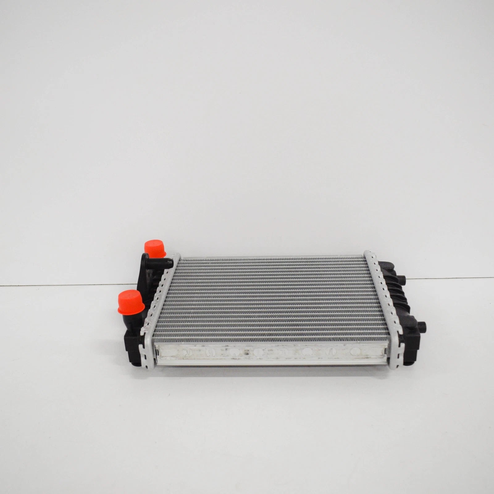 NEW AUDI A4 B8 COOLING RADIATOR 8K0121212B ORIGINAL