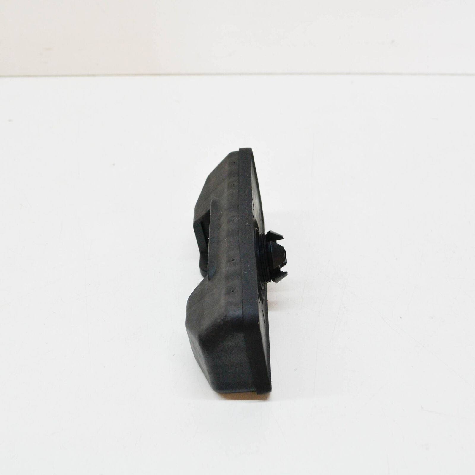 NEW MERCEDES-BENZ C-CLASS CLS E-CLASS JACK PAD POINT BLOCK A0009986750 ORIGINAL