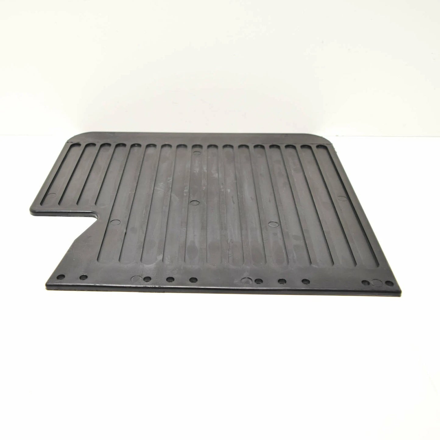 NEW MERCEDES-BENZ G-CLASS W463 REAR RIGHT MUDGUARD APRON A4608891005