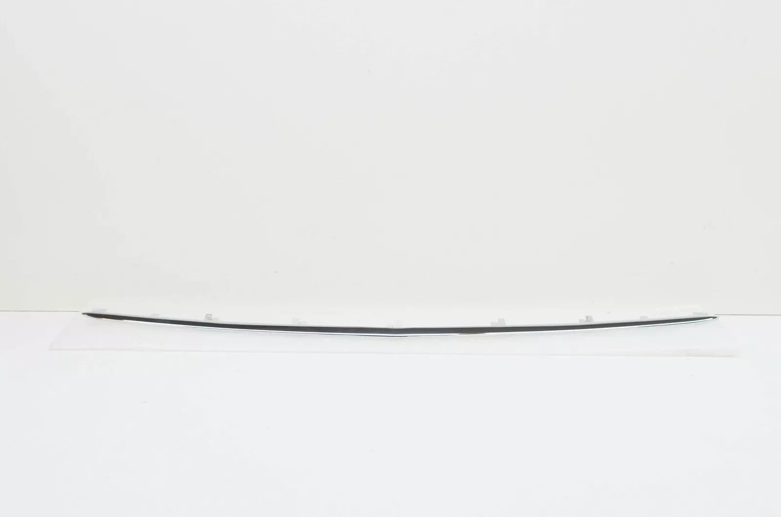 NEW MERCEDES-BENZ S W222 FRONT BUMPER LOWER TRIM STRIP A2228851600