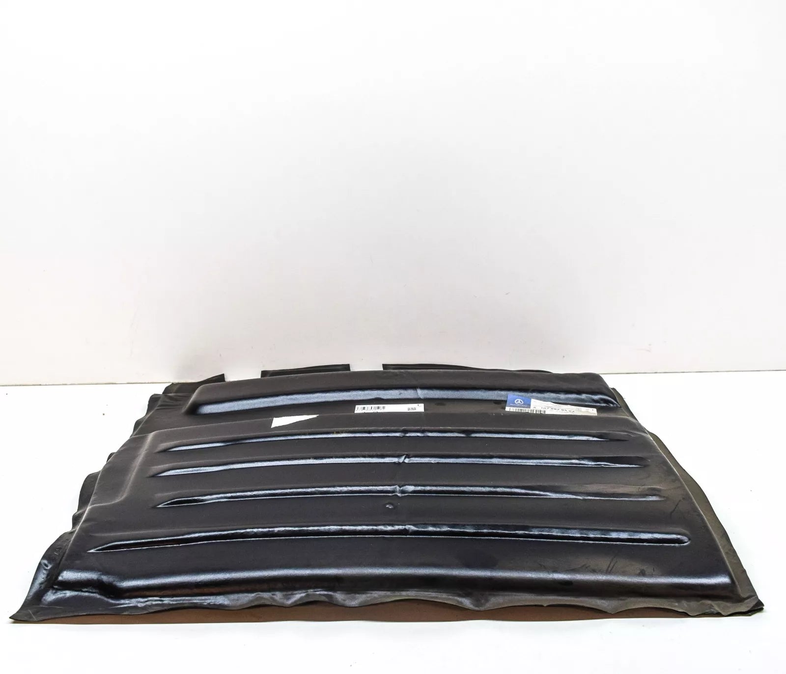 NEW MERCEDES-BENZ SL R107 REAR FLOOR LEFT INSULATION A1076820502