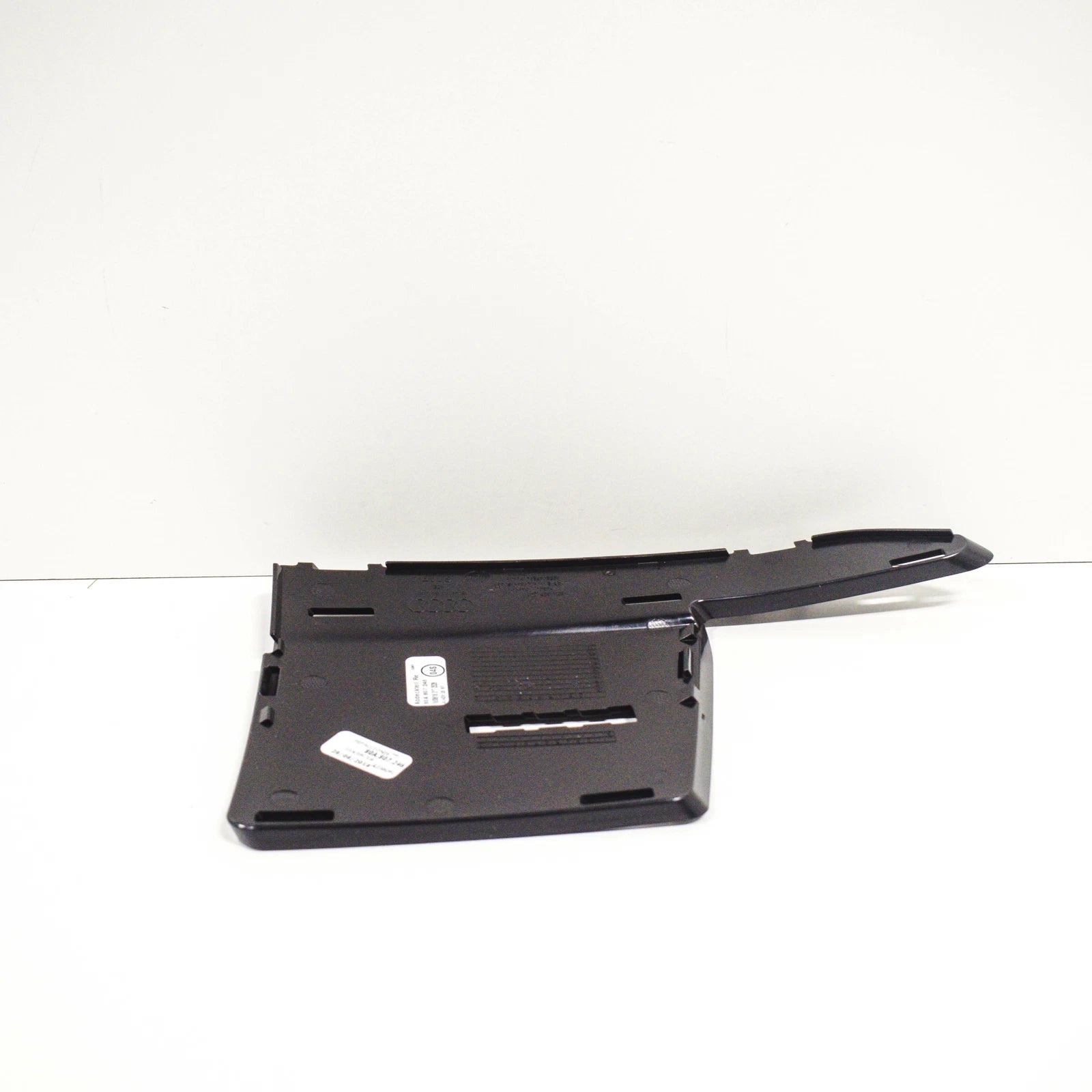 NEW AUDI Q5 80A FRONT RIGHT AIR INTAKE GUIDE GRILL END CAP 80A807246 GENUINE