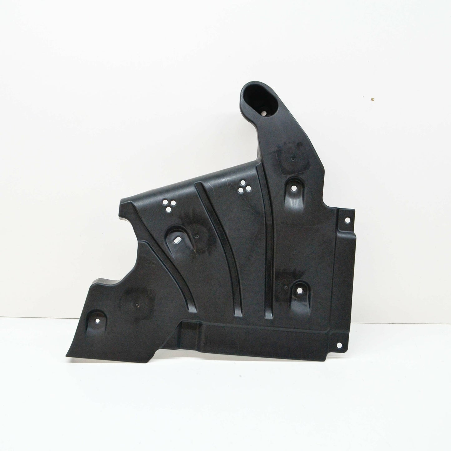 new bmw 1 f40 right underbody right lateral shield 51759883646 original