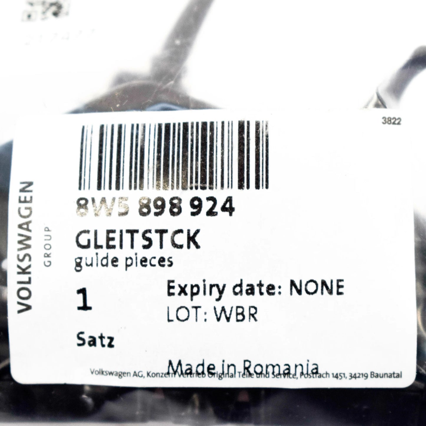 NEW AUDI A4 8W SUNSHADE PART INCLUDES 8W5898924 ORIGINAL