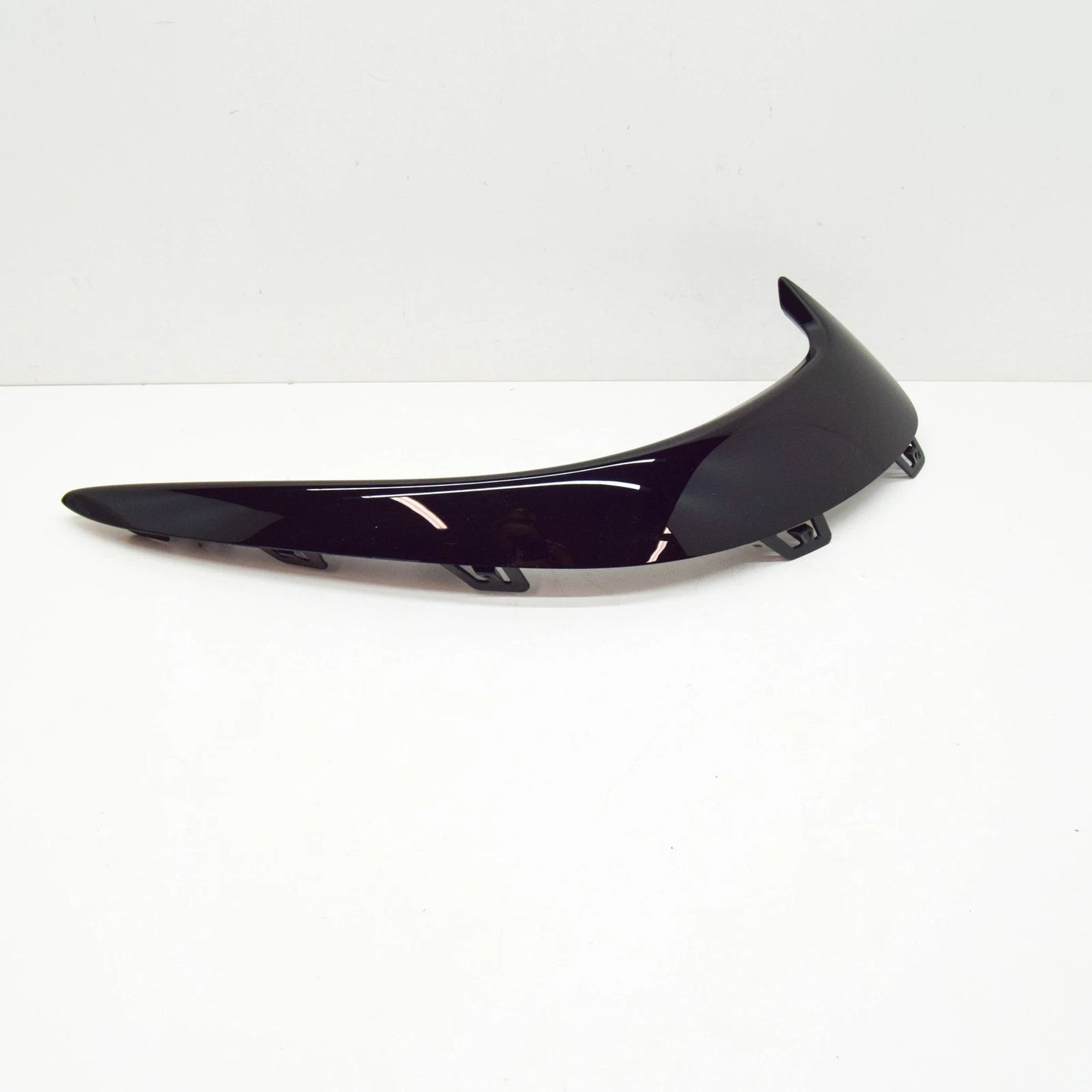 NEW MERCEDES-BENZ EQE V295V FRONT BUMPER RIGHT TRIM A2958855200 ORIGINAL