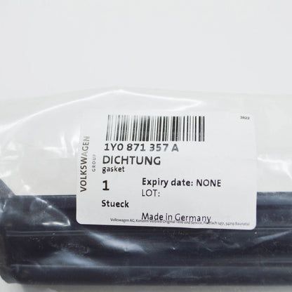 NEW VW BEETLE CONVERTIBLE 1Y TOP FRAME FRONT LEFT SEAL 1Y0871357A ORIGINAL