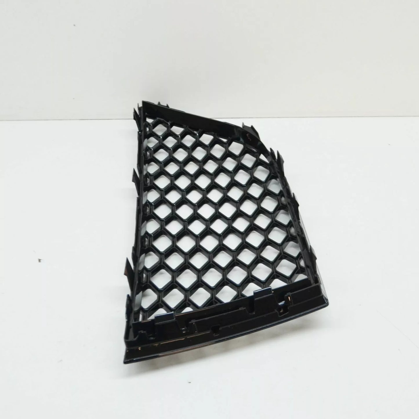 NEW AUDI A4 RS4 B8 FRONT LEFT LOWER LOWER AIR GRILLE 8K0807681P T94 GENUINE