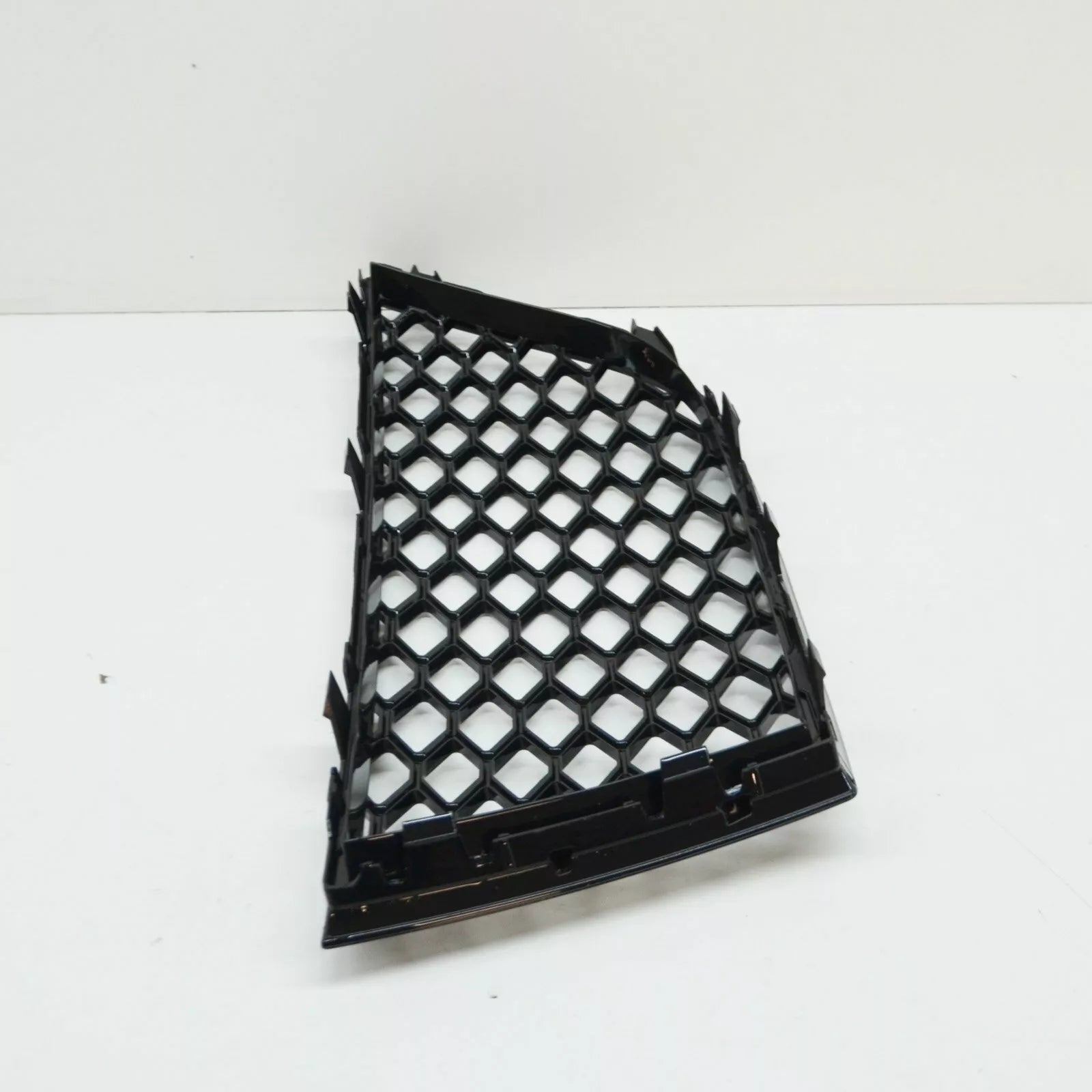 NEW AUDI A4 RS4 B8 FRONT LEFT LOWER LOWER AIR GRILLE 8K0807681P T94 GENUINE