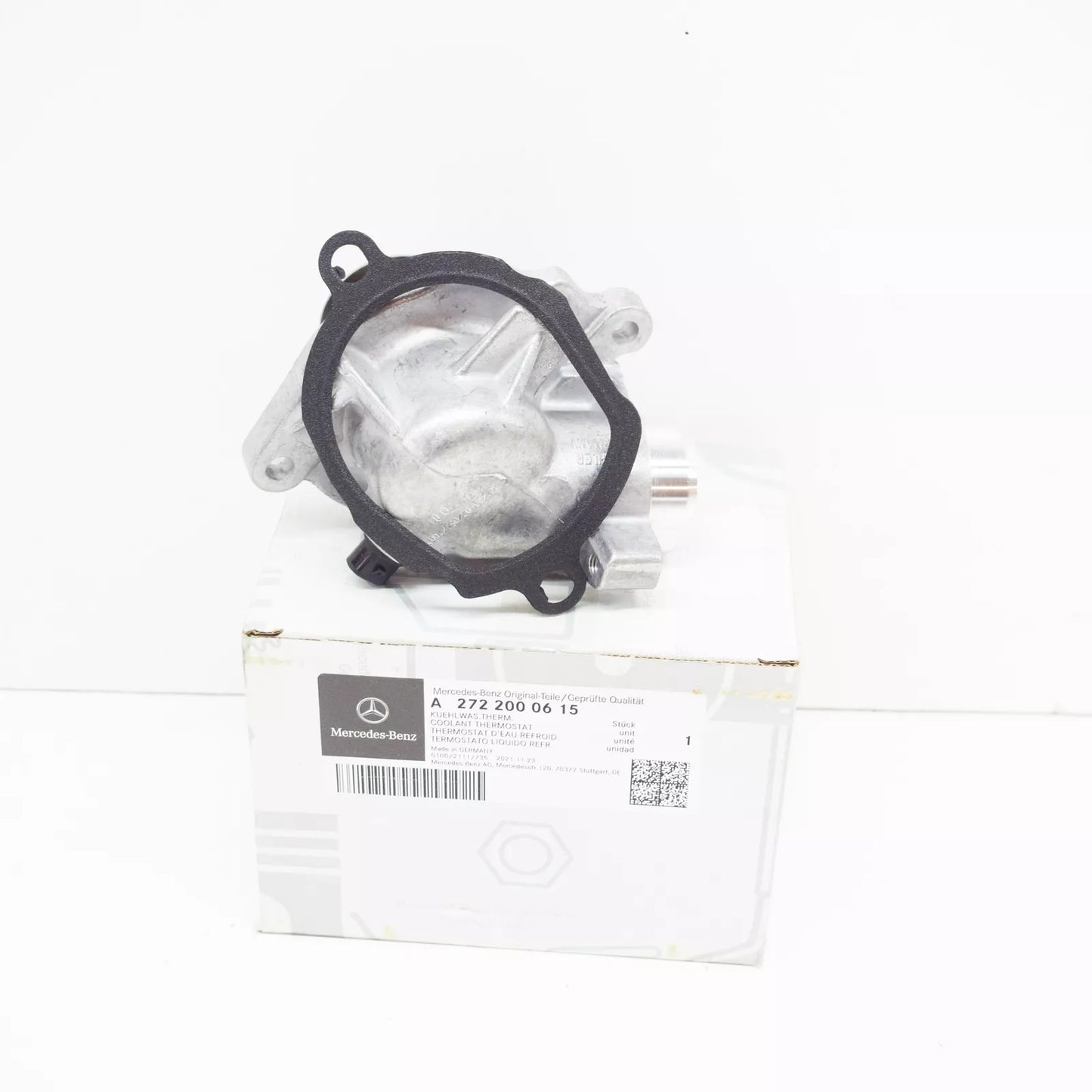 NEW MERCEDES-BENZ CLK C209 ENGINE COOLANT THERMOSTAT A2722000615