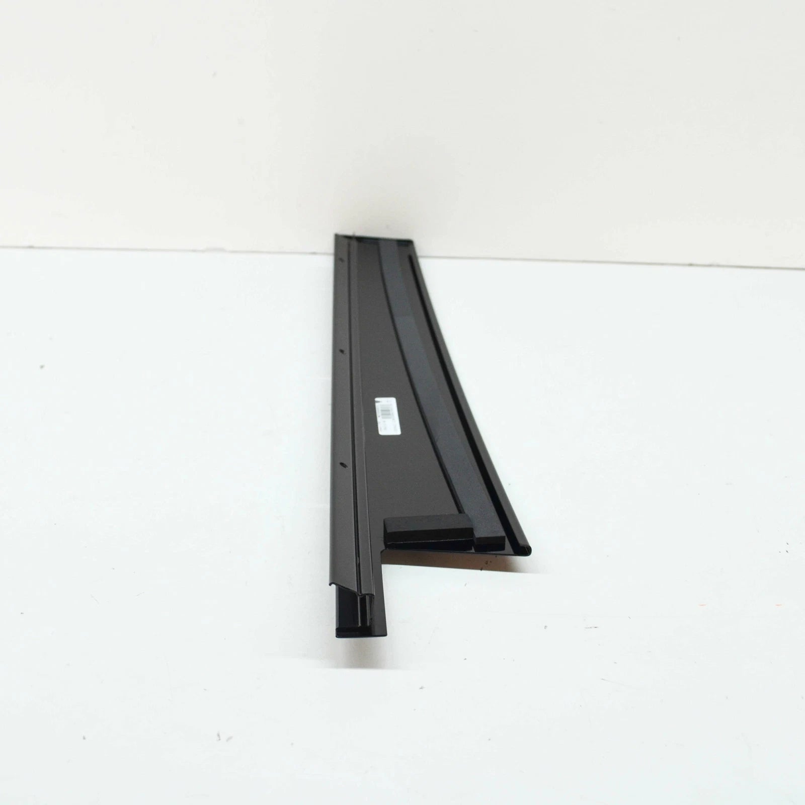 NEW MB GLE W166 REAR LEFT DOOR EXTERIOR PILLAR TRIM A1666900587 ORIGINAL