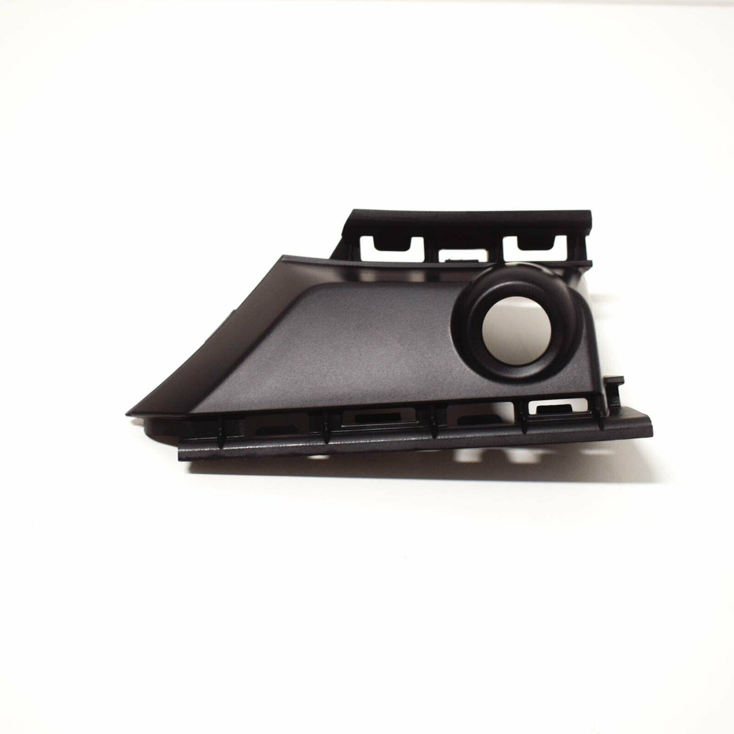 NEW MB CLA C117 FRONT BUMPER LEFT CENTRAL OUTSIDE COVER A1178857700 ORIGINAL