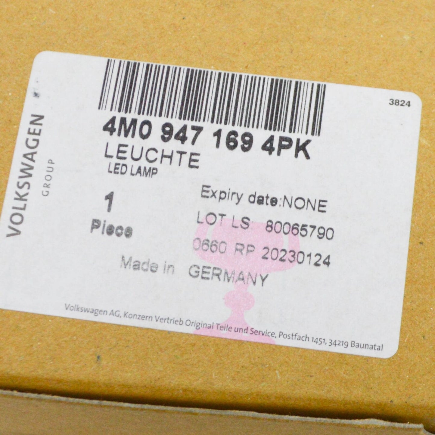 NEW AUDI Q7 4M REAR LEFT TRUNK INTERIOR LIGHTING 4M09471694PK ORIGINAL