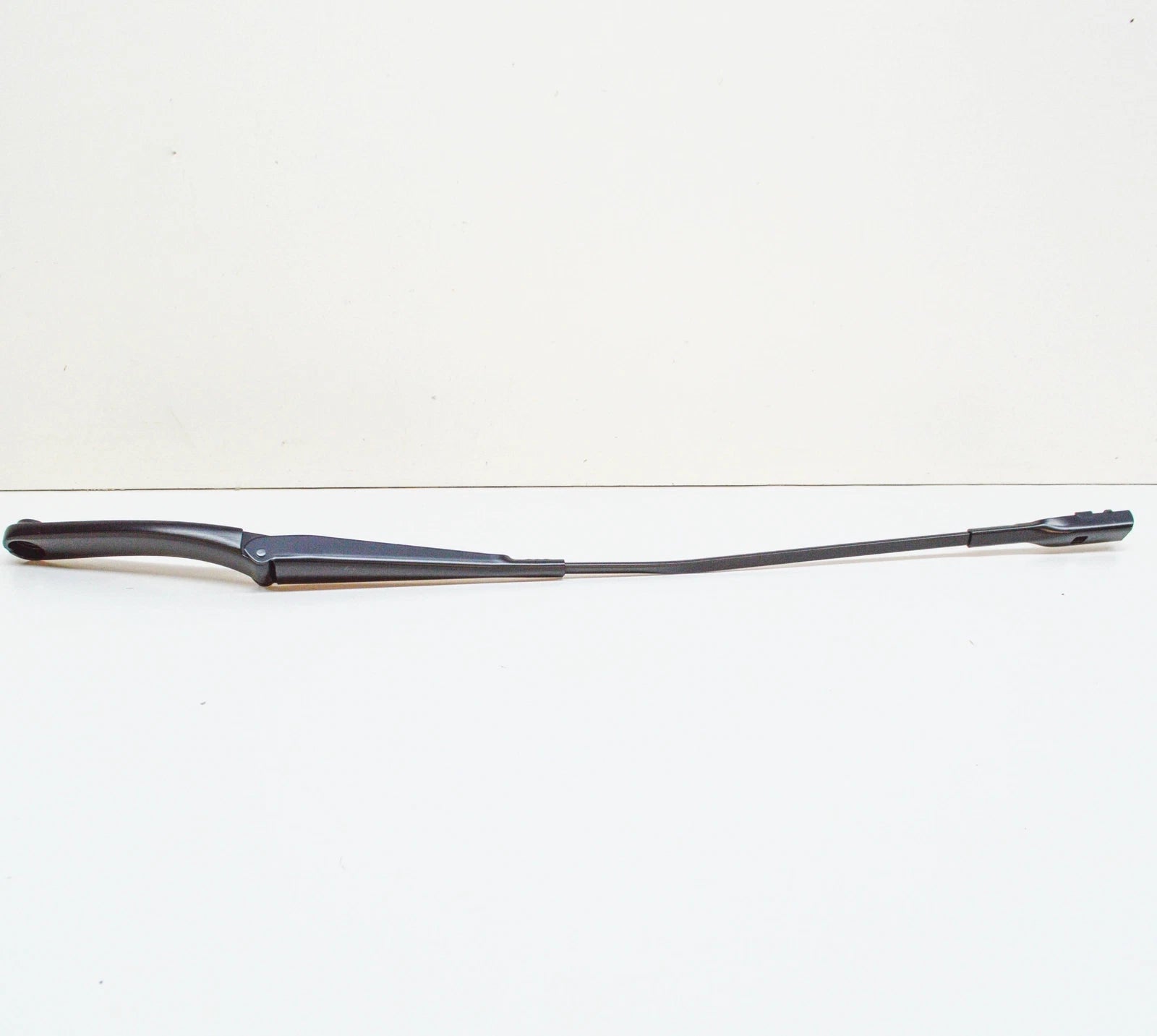 NEW AUDI A4 B8 FRONT WINDSHIELD RIGHT AERO WIPER ARM LHD 8K1955408A1P9