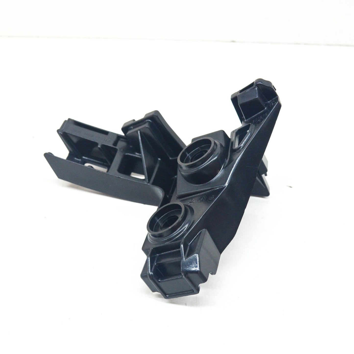 NEW VOLKSWAGEN GOLF MK7 5G REAR RIGHT BUMPER BRACKET 5G6807394A ORIGINAL