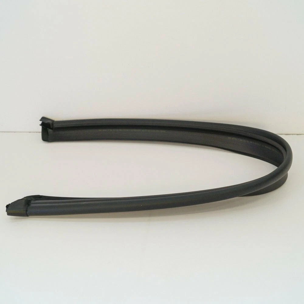 NEW BMW 5 F10 ENGINE BONNET SEAL 51767206521 7206521 ORIGINAL