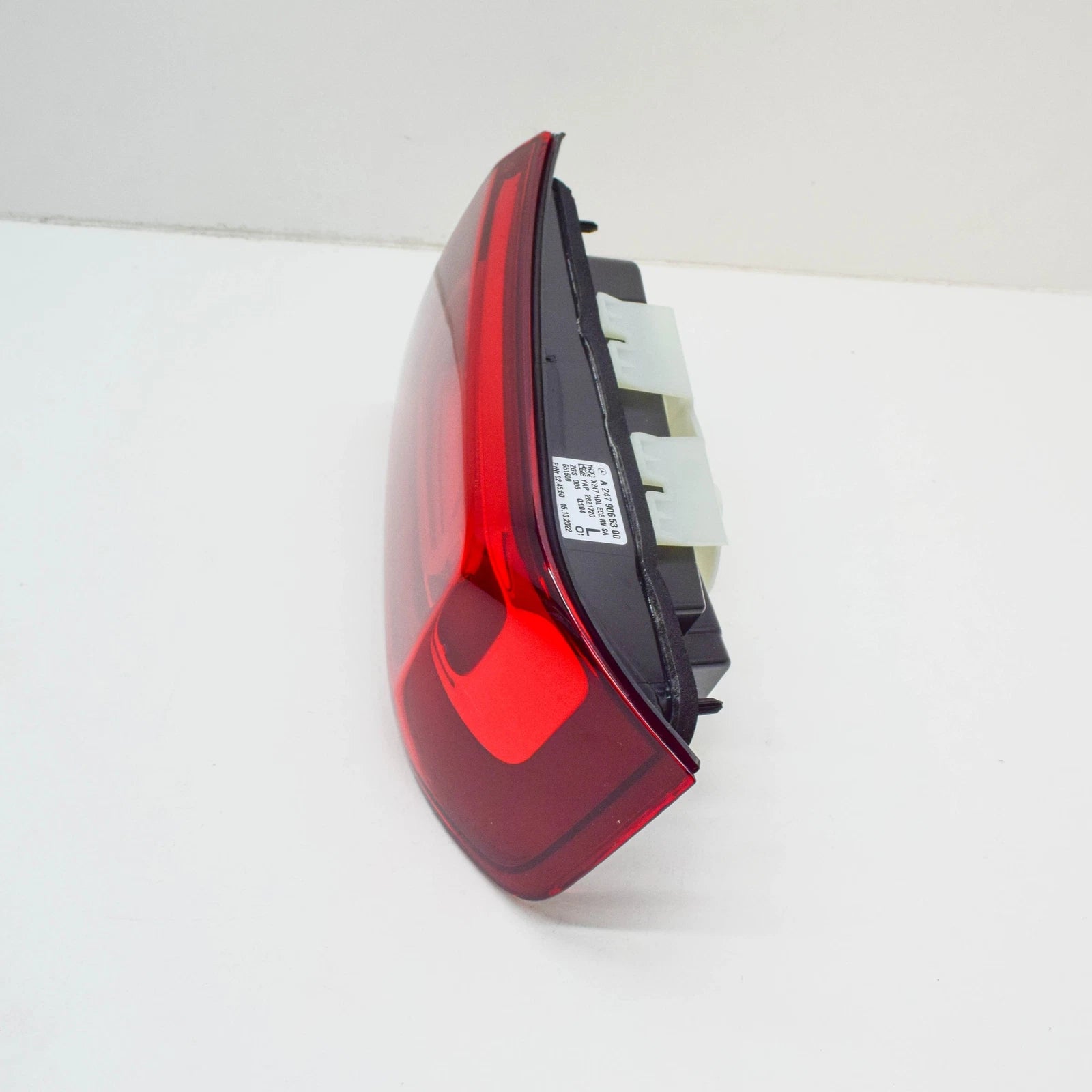 NEW MERCEDES-BENZ GLB X247 REAR LEFT SIDE INNER TAILLIGHT A2479065300 ORIGINAL