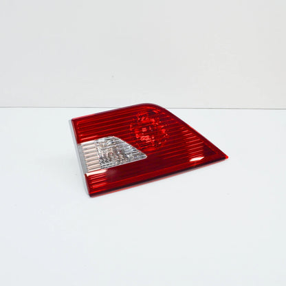 NEW BMW X3 E83 REAR TAILGATE RIGHT TAILLIGHT 63213420206 3420206 ORIGINAL