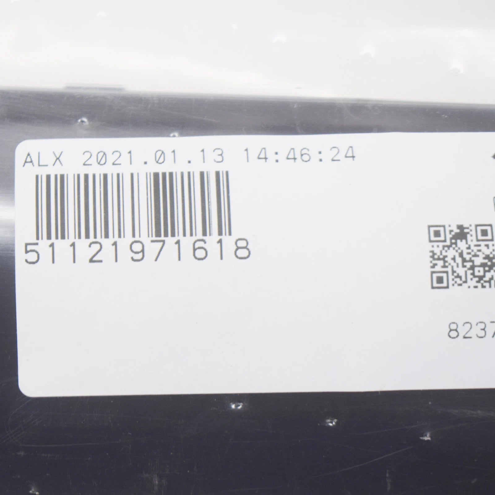 NEW BMW 3 E30 REAR BUMPER RIGHT IMPACT STRIP 51121971618 ORIGINAL