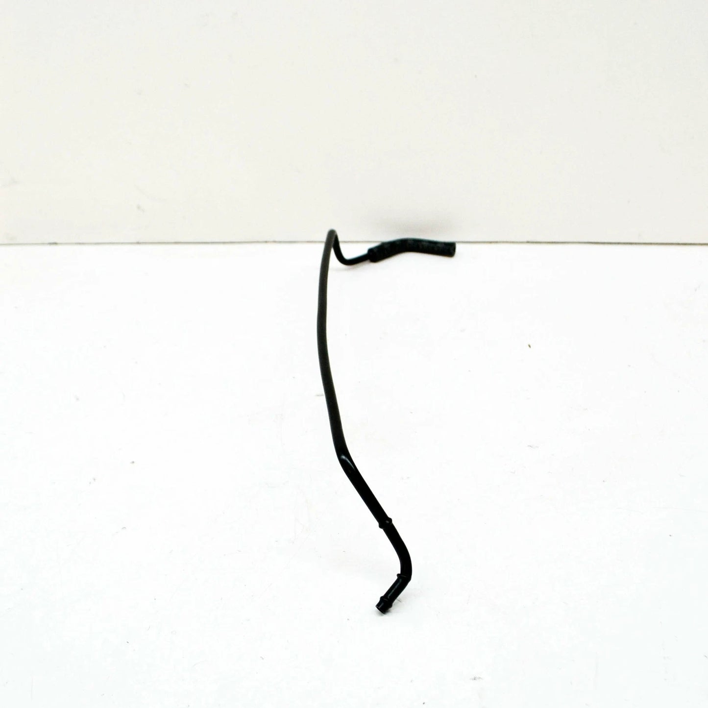 NEW AUDI A6 C7 RIGHT VACUUM PIPE 079131055CQ ORIGINAL