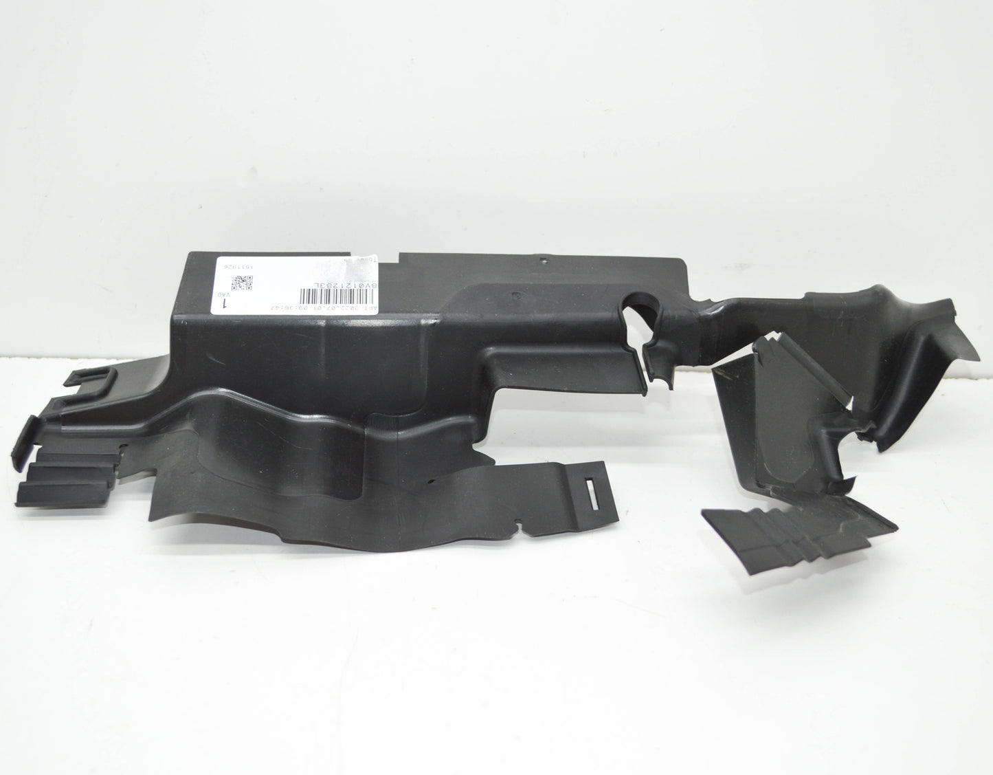 NEW AUDI A3 8V LEFT SIDE COOLING FAN AIR GUIDE 8V0121283L ORIGINAL