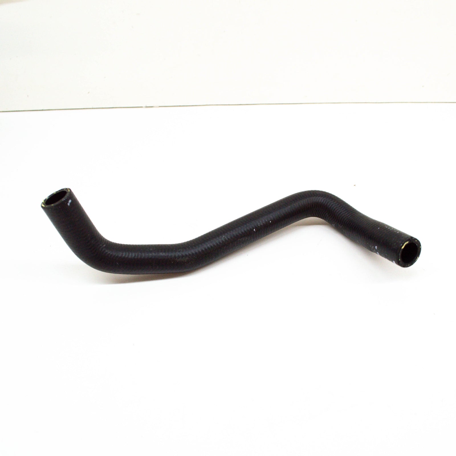 NEW AUDI A3 8V1,8VK ENGINE COOLANT HOSE 5Q0121058AE ORIGINAL