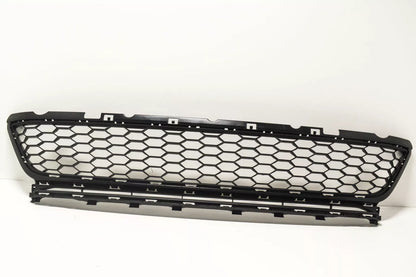 NEW VW GOLF MK7 FRONT BUMPER CENTER LOWER GTI GRILLE 5G0853677AF9B9 ORIGINAL