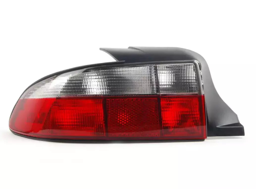 NEW BMW Z3 COUPE E36 REAR LEFT TAILLIGHT 63212695039 2695039 ORIGINAL