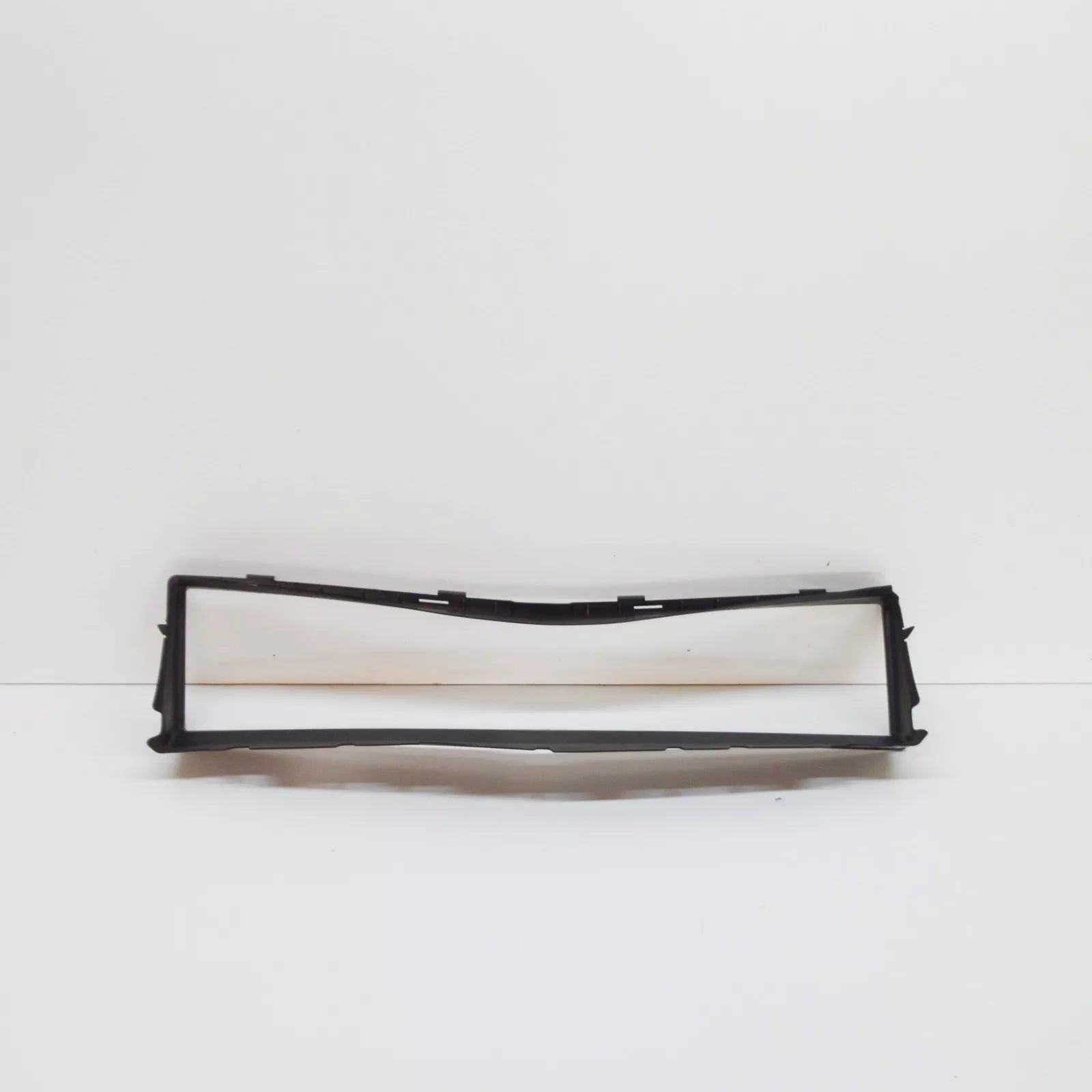 NEW MERCEDES-BENZ CLA C118 FRONT LOWER AIR DUCT SEGMENT A1188853801 ORIGINAL