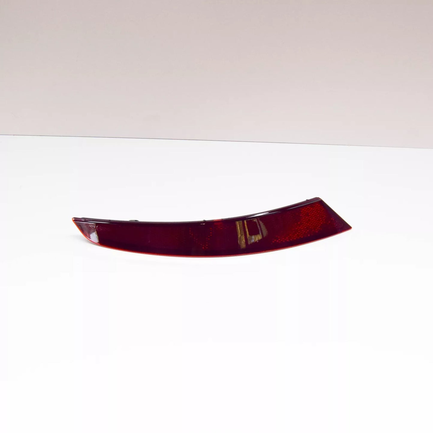 NEW CUPRA FORMENTOR REAR LEFT BUMPER REFLECTOR 5FF945105 ORIGINAL