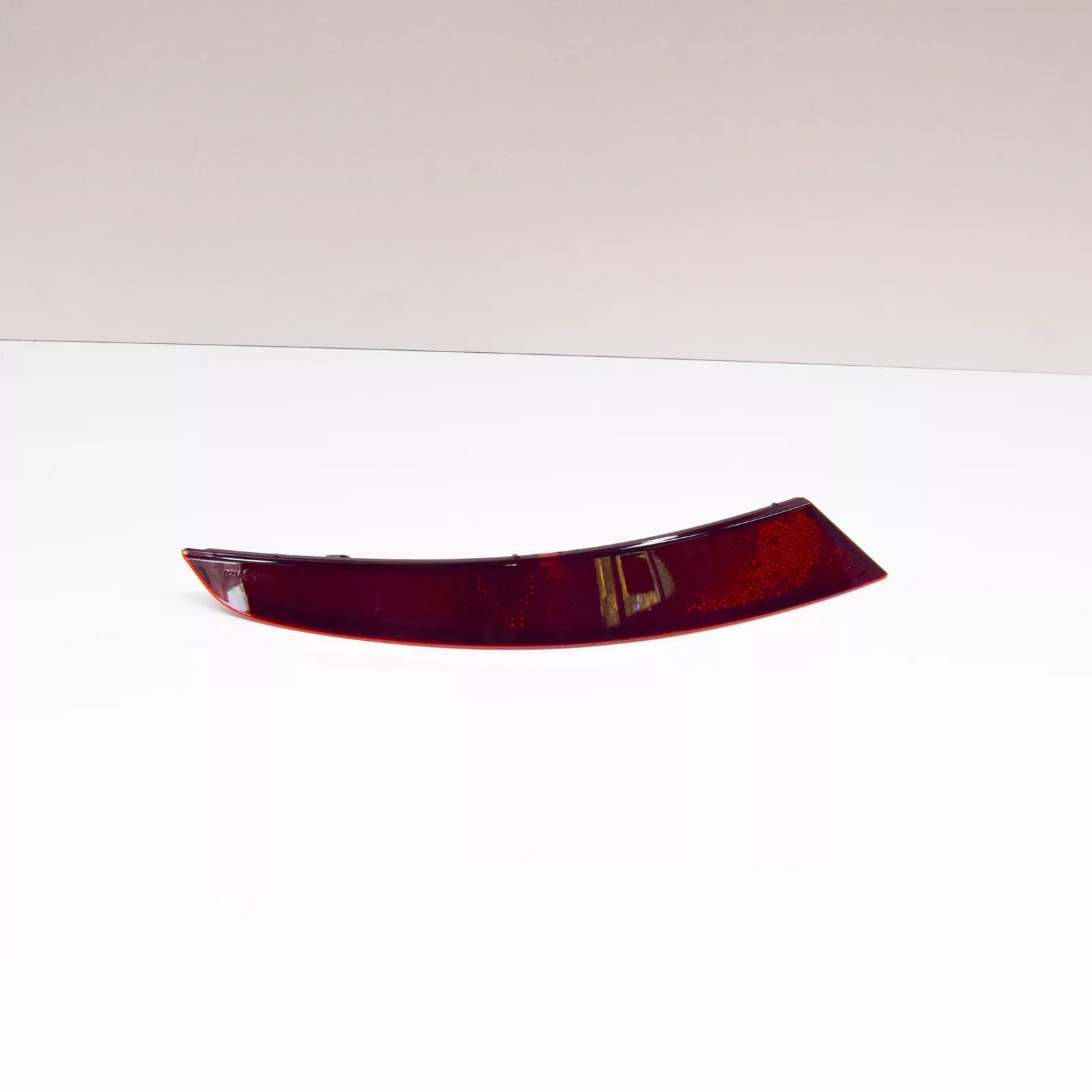 NEW CUPRA FORMENTOR REAR LEFT BUMPER REFLECTOR 5FF945105 ORIGINAL