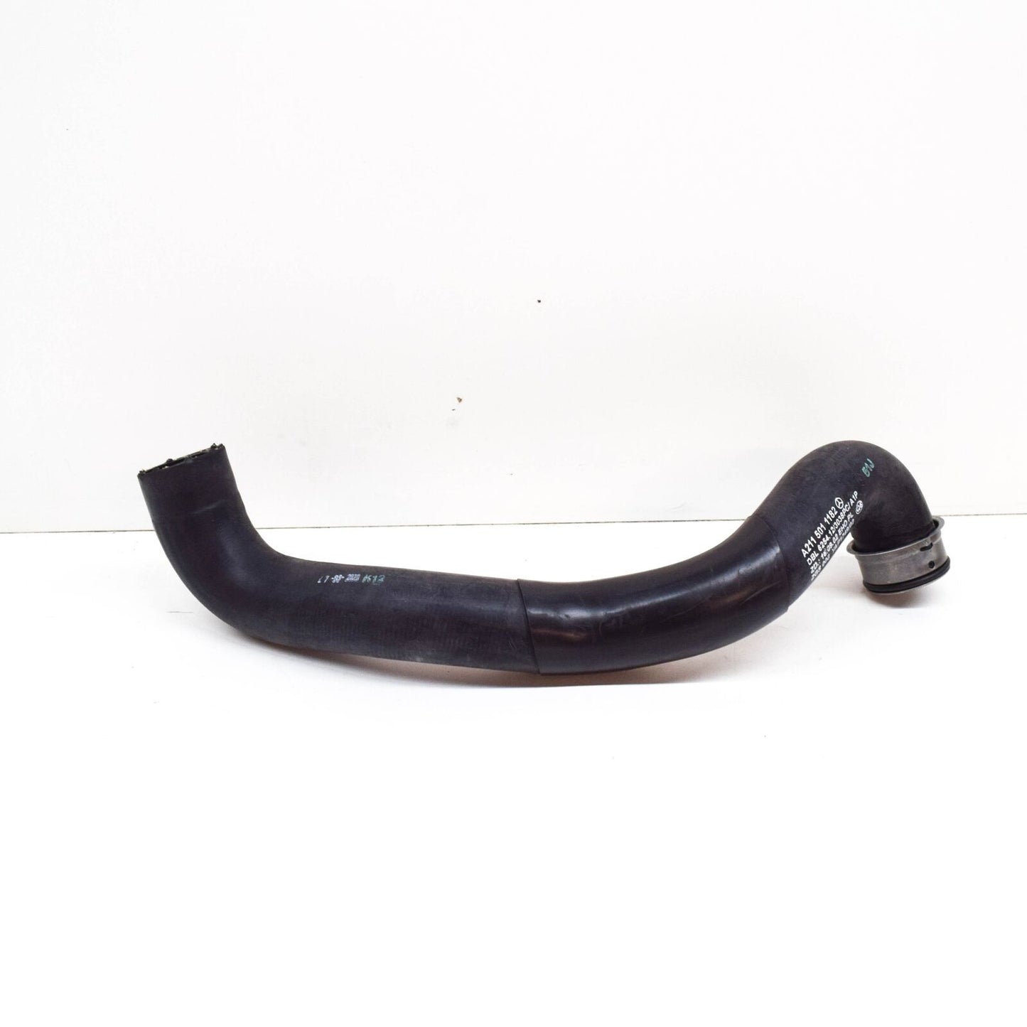 NEW MERCEDES BENZ E W211 COOLANT WATER PIPE HOSE A2115011182 ORIGINAL