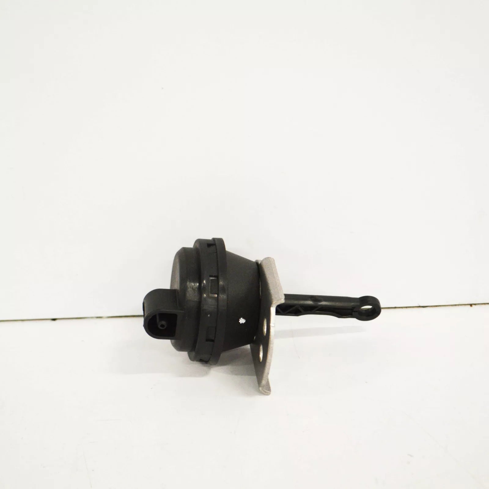 NEW BMW X5 F15 VACUUM CAPSULE WITH RETURN SPRING 11718511638 8511638 ORIGINAL