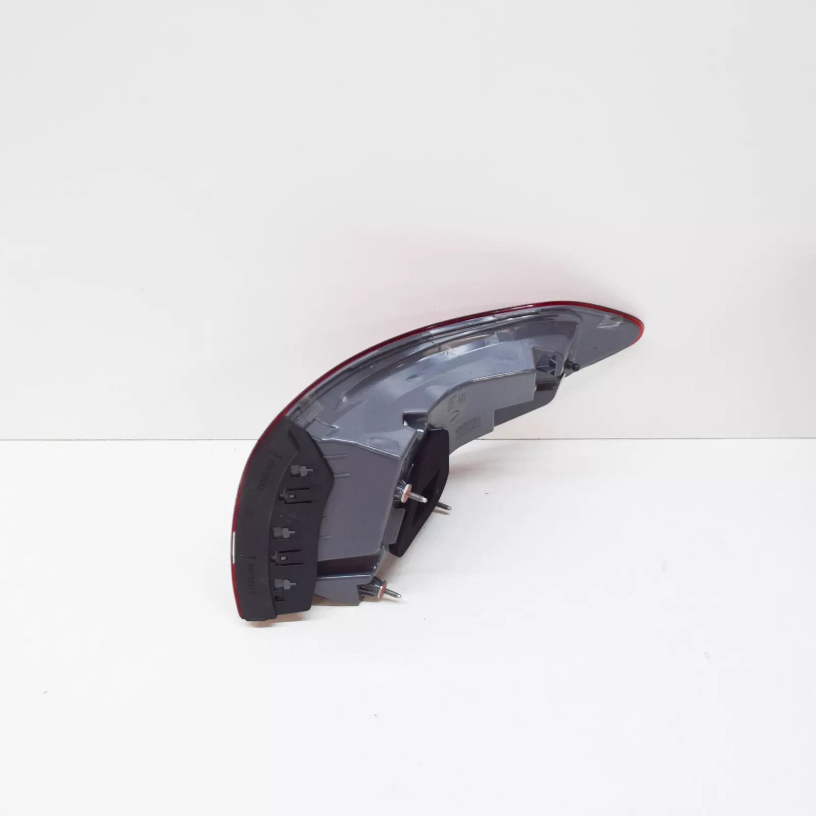 NEW MERCEDES-BENZ C T-MODEL S205 REAR LEFT TAIL LIGHT A2059065100 ORIGINAL