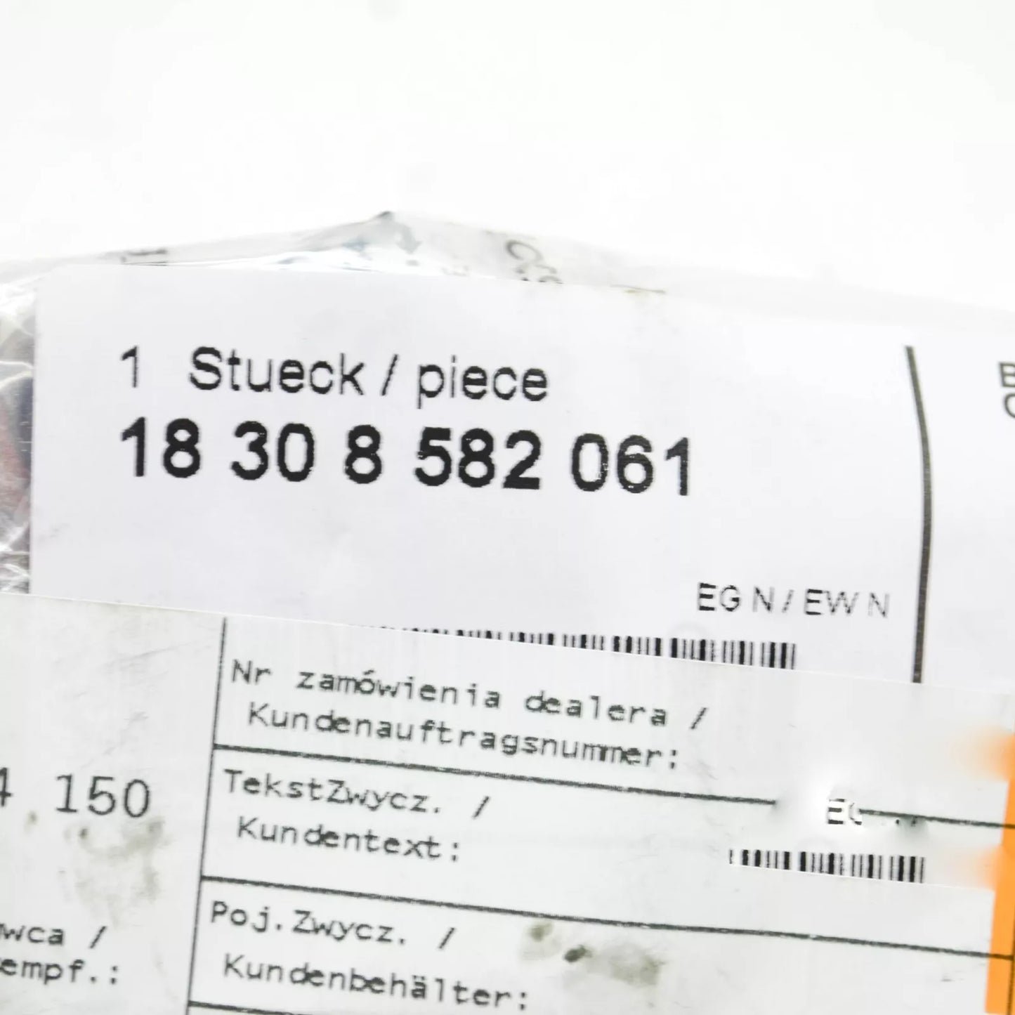 NEW BMW 5 G30 REAR RIGHT EXHAUST HANGER BRACKET 8582061 18308582061 ORIGINAL