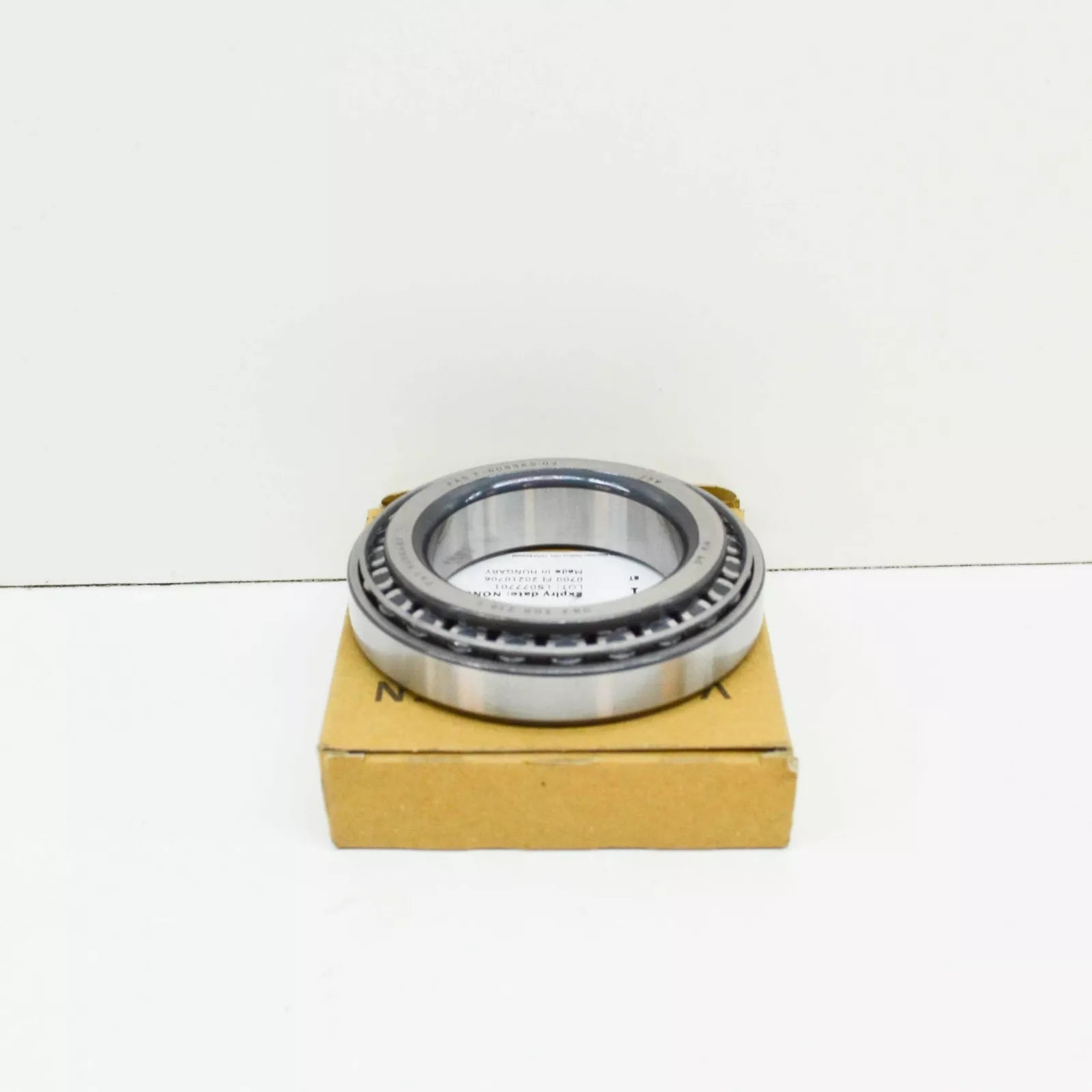 NEW AUDI A4 B8 FRONT DIFFERENTIAL RIGHT TAPERED BEARING 0B4409218C