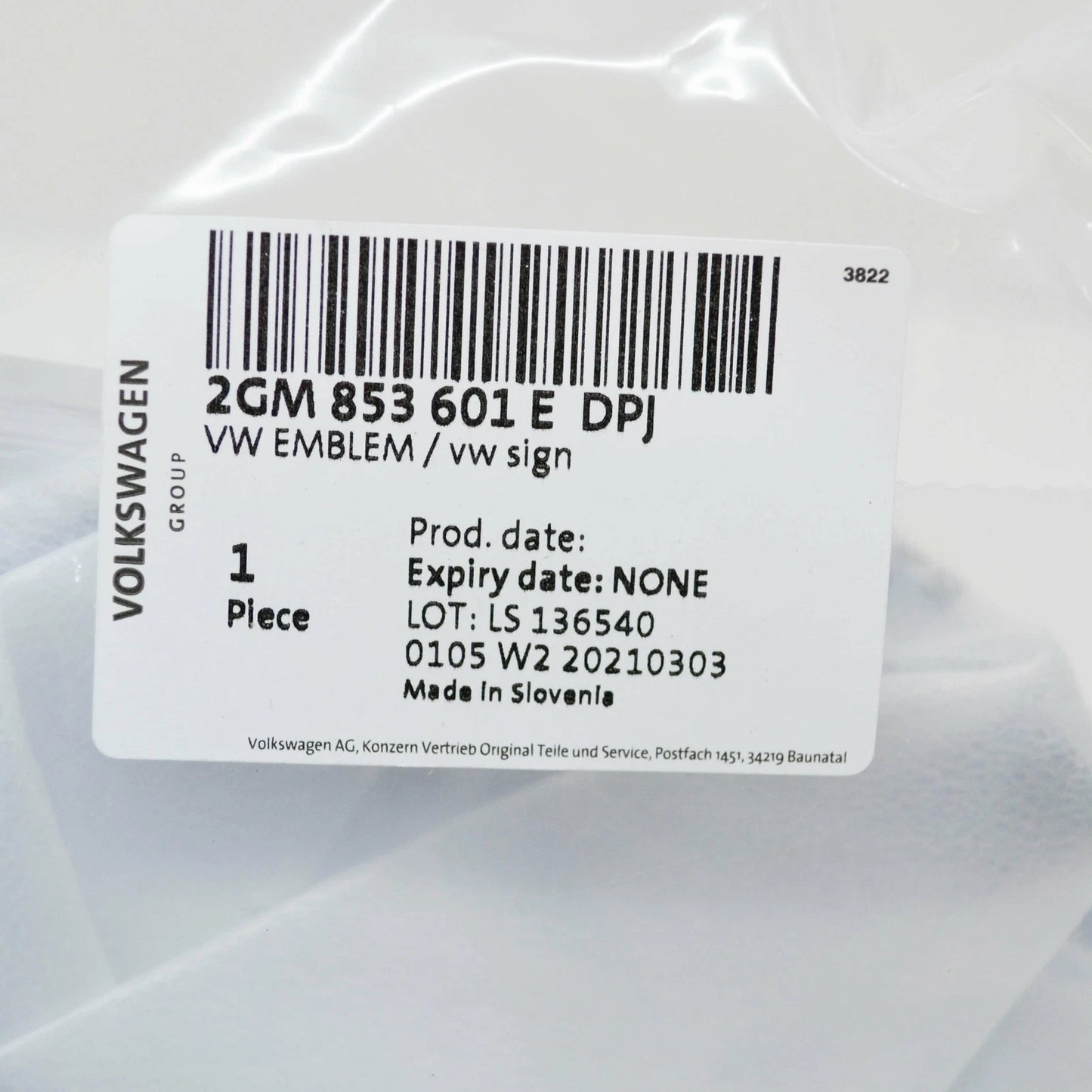 NEW VOLKSWAGEN T-ROC FRONT EMBLEM BADGE 2GM853601EDPJ