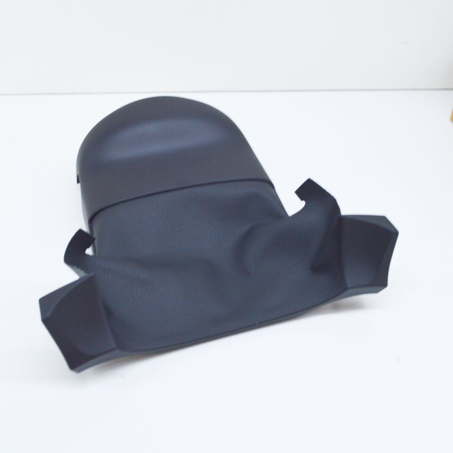 NEW AUDI A3 8V STEERING WHEEL UPPER PART TRIM LHD 8V1953491D6PS ORIGINAL