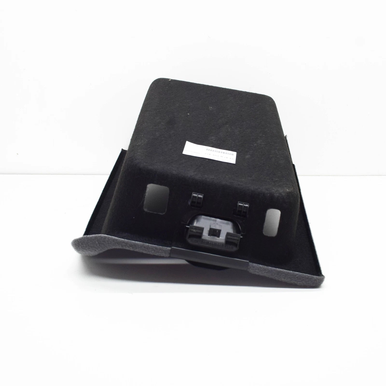 NEW BMW 5 E39 REAR LEFT TRUNK TRIM 51478159477 8159477 ORIGINAL