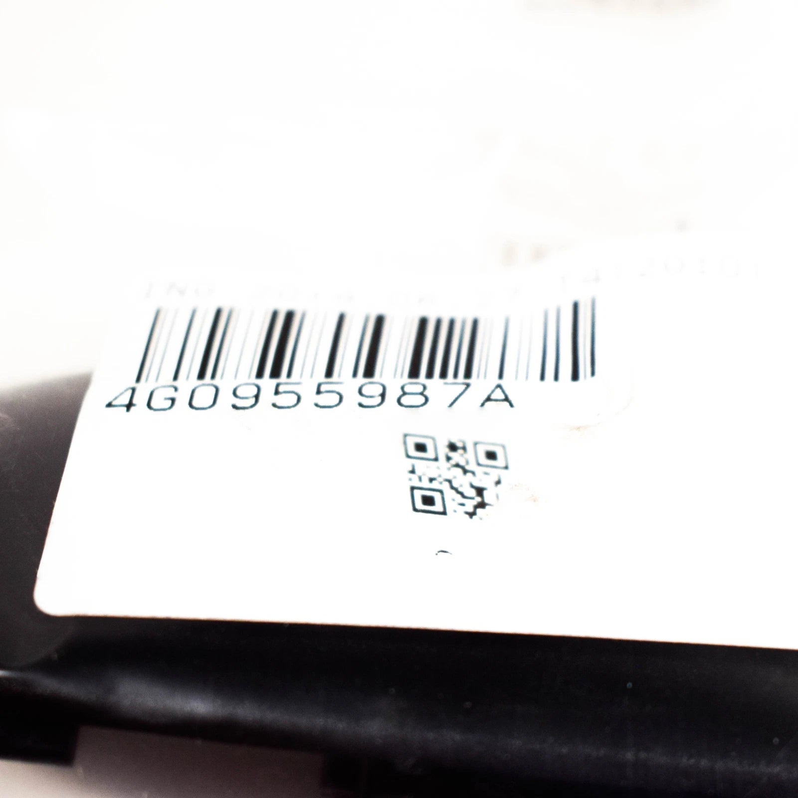 NEW AUDI A6 C7 LEFT WASHER NOZZLE 4G0955987A ORIGINAL