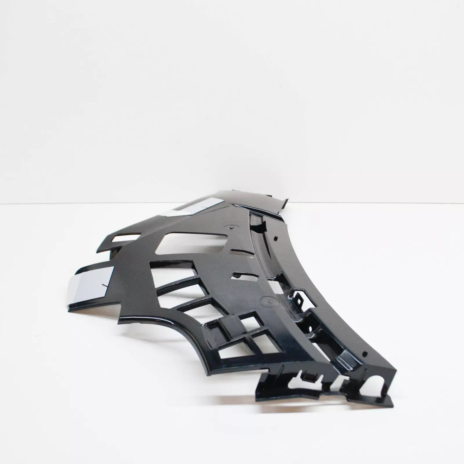 NEW MERCEDES-BENZ GLB X247 FRONT RIGHT BUMPER BASIC CARRIER A2478858802 ORIGINAL