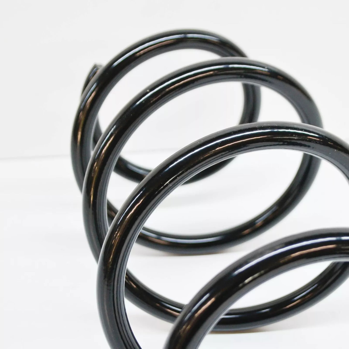 NEW MERCEDES-BENZ C W204 FRONT COIL SPRING A2043214204 ORIGINAL