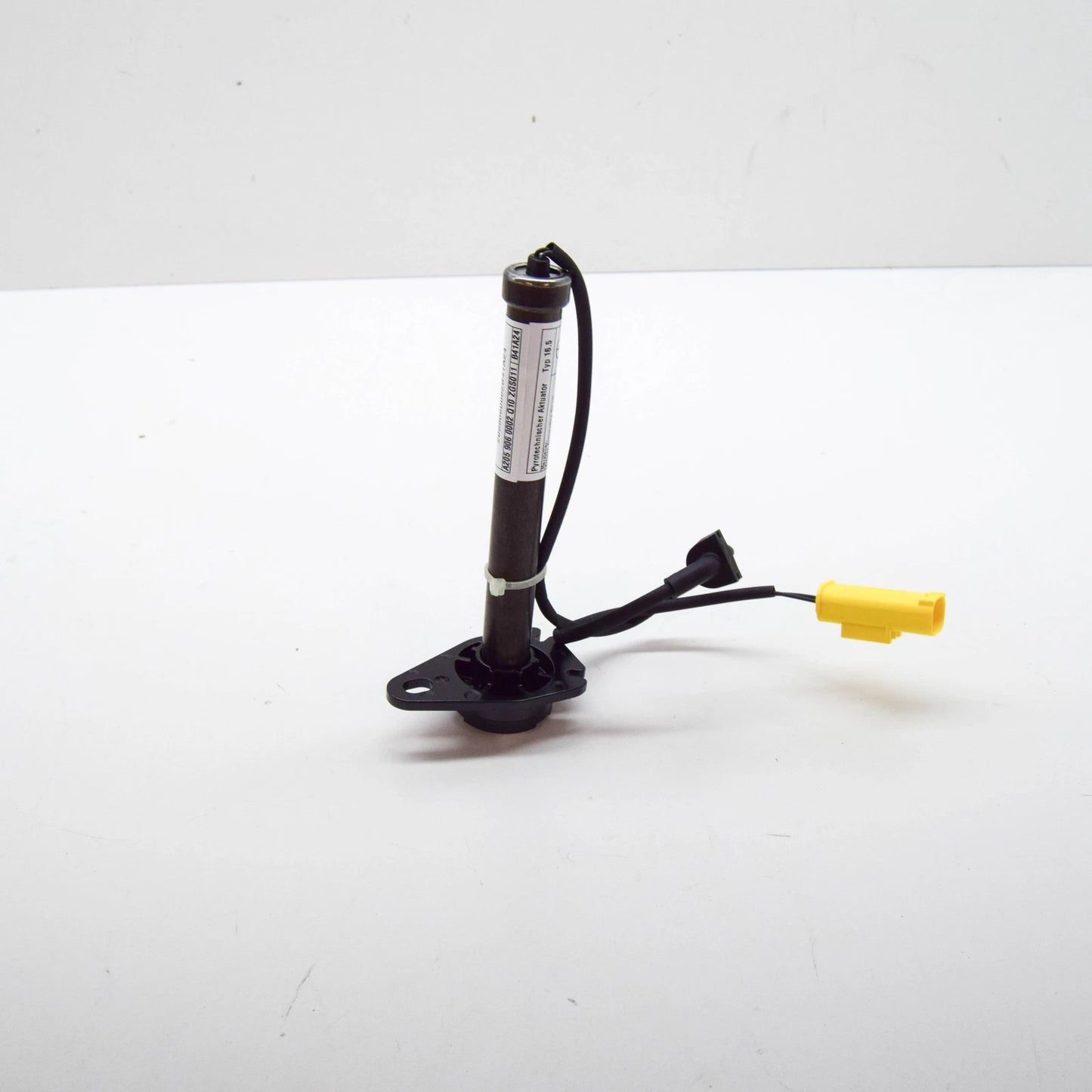 NEW MERCEDES-BENZ C W205 ENGINE HOOD ACTUATOR A2059060002 ORIGINAL